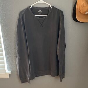 Men’s old navy lightweight sweatshirt